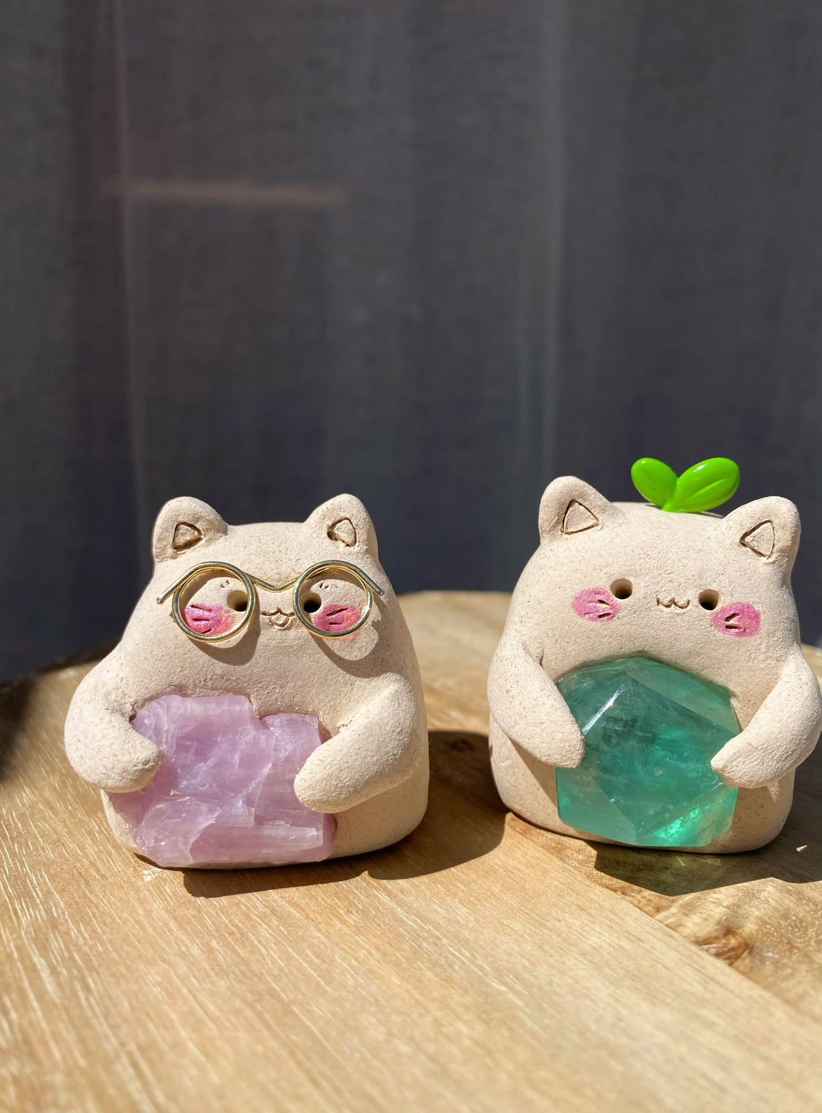 Little Hug Bean – Handmade Crystal Figurine